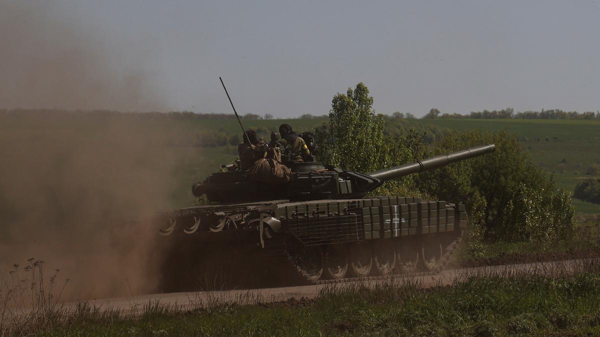 Ukraine claims Bakhmut gains despite Russian denials