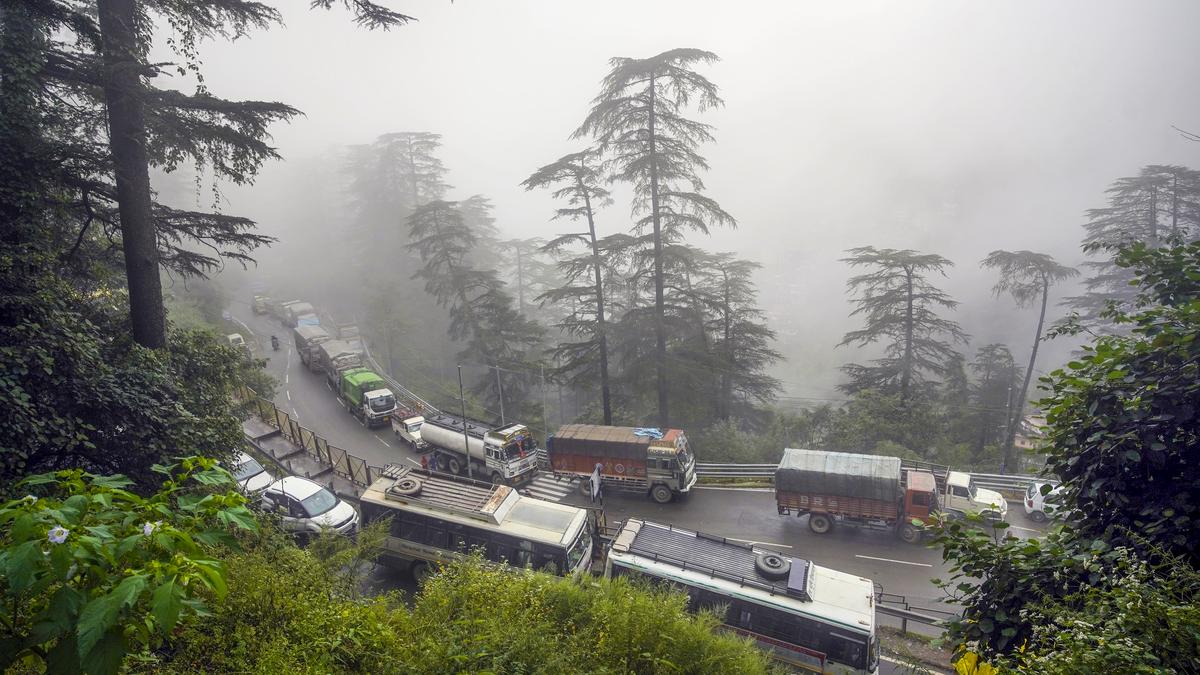 Met issues 'yellow' alert in Himachal Pradesh, over 40 roads closed