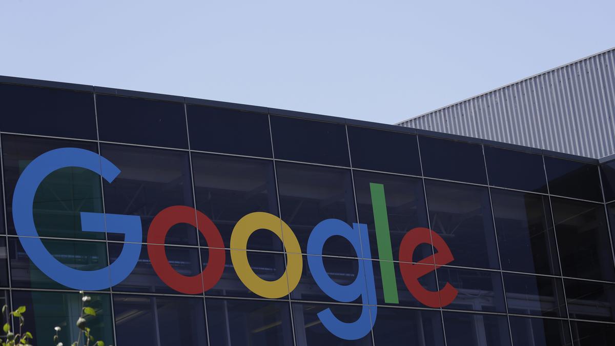 Google, Apple, Amazon give investors reason to fret