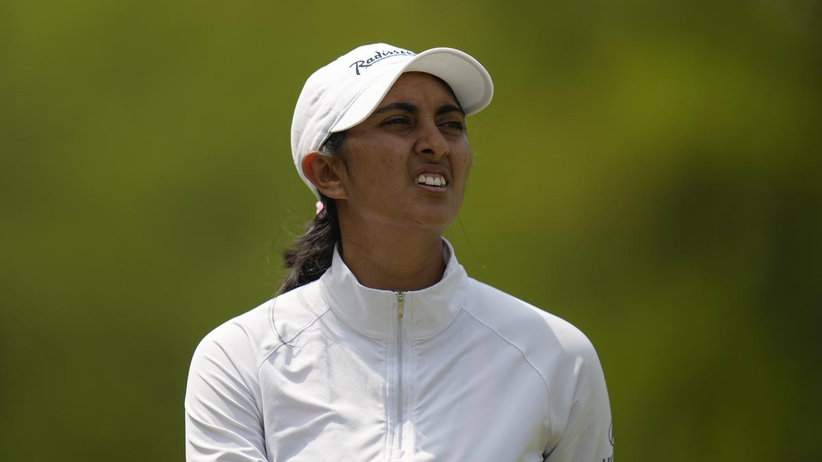 Aditi stays in contention despite late double at Founders Cup