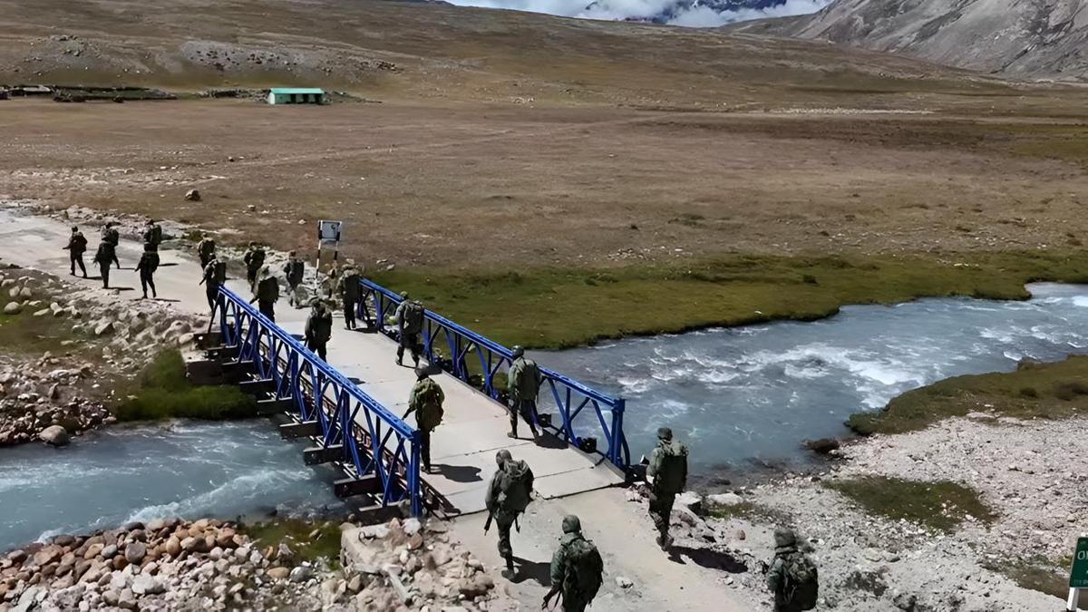 https://th-i.thgim.com/public/incoming/6vwcf6/article70056341.ece/alternates/LANDSCAPE_1200/Troops%20of%20the%20Army%E2%80%99s%20Trishakti%20Corps.jpeg