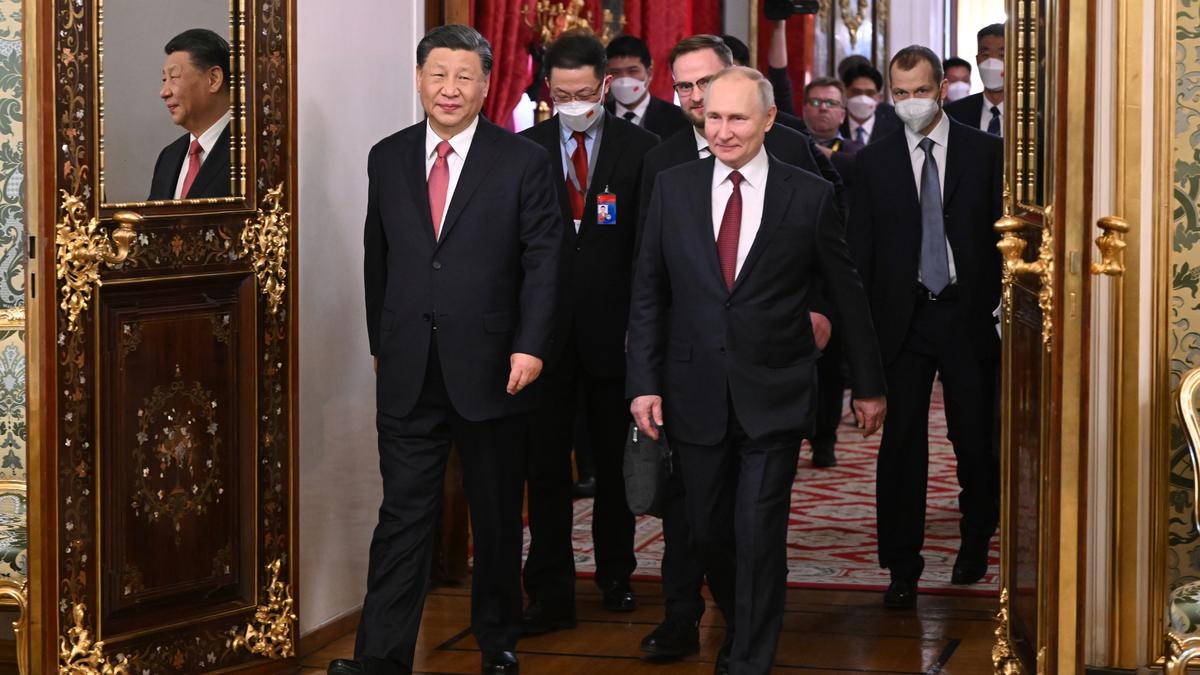 Xi seeks tighter cooperation with Russia at Kremlin talks