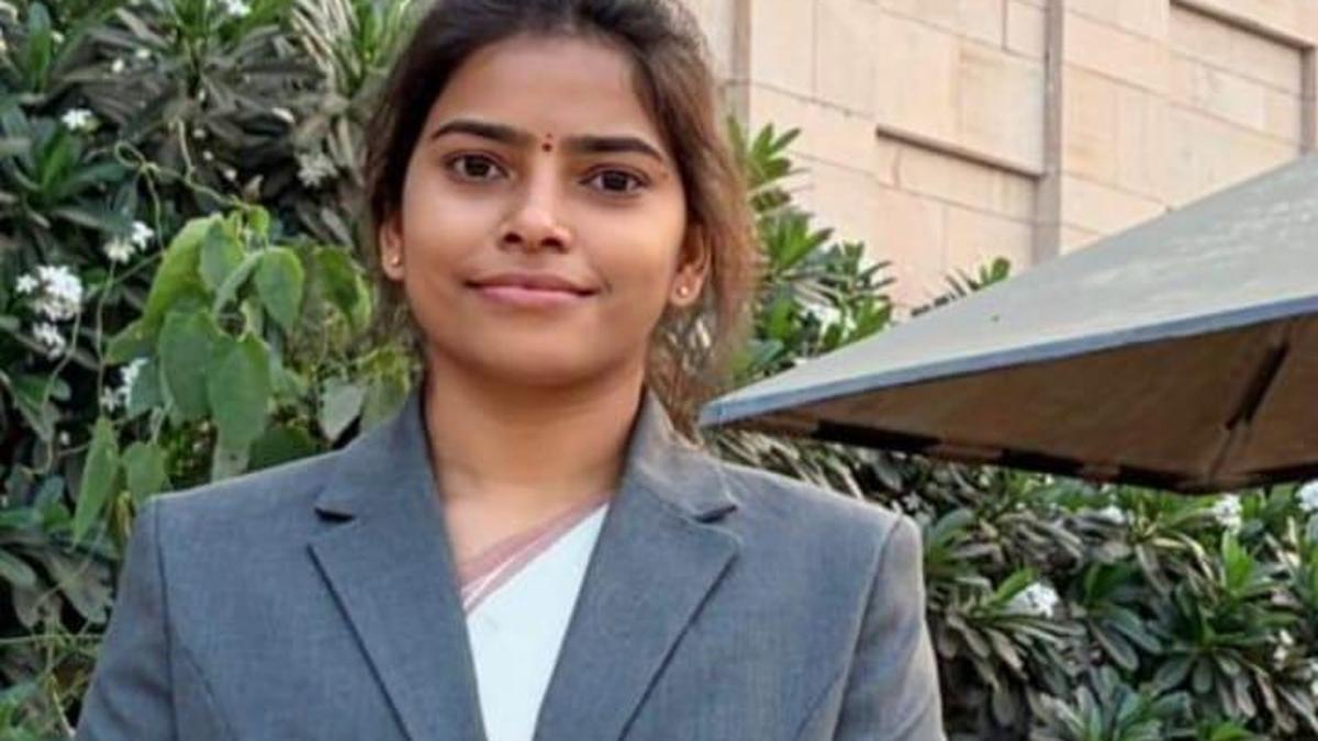 Guntur woman cracks civil judge exam