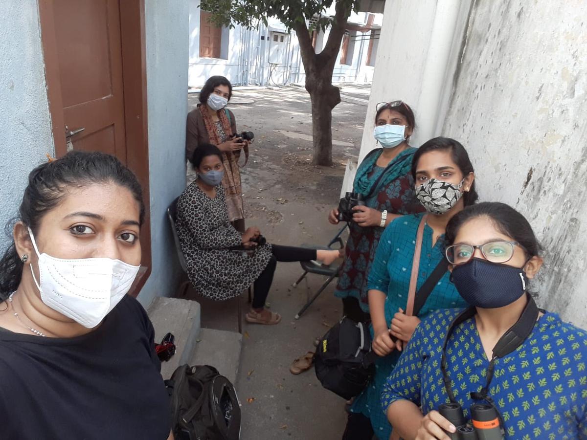 Budaya eBirding begitu mengakar di perguruan tinggi sehingga tidak melewatkan Penghitungan Burung Kampus bahkan selama pandemi. Dari Hitungan Burung Kampus 2021.