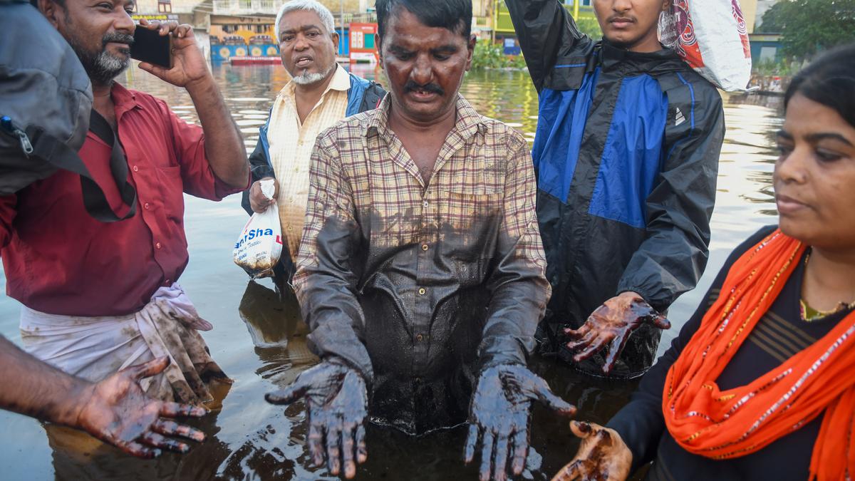 No mobile network or power, north Chennai cries for help