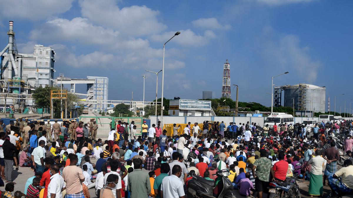 Top news of the day: 42 hospitalised after ammonia gas leak in Ennore; Centre declares Muslim League Jammu Kashmir (Masarat Alam faction) an unlawful association, and more