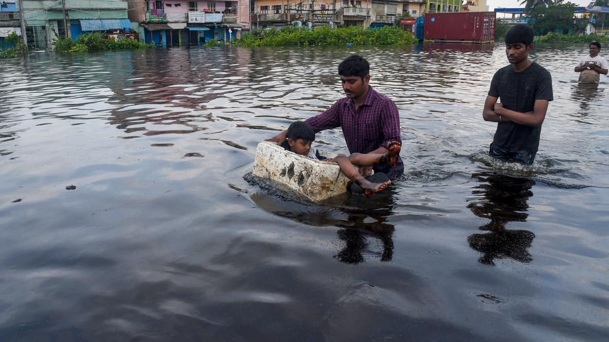 State Oil Crisis Management Group directs CPCL to ramp up mitigation work at Ennore Creek and nearby areas