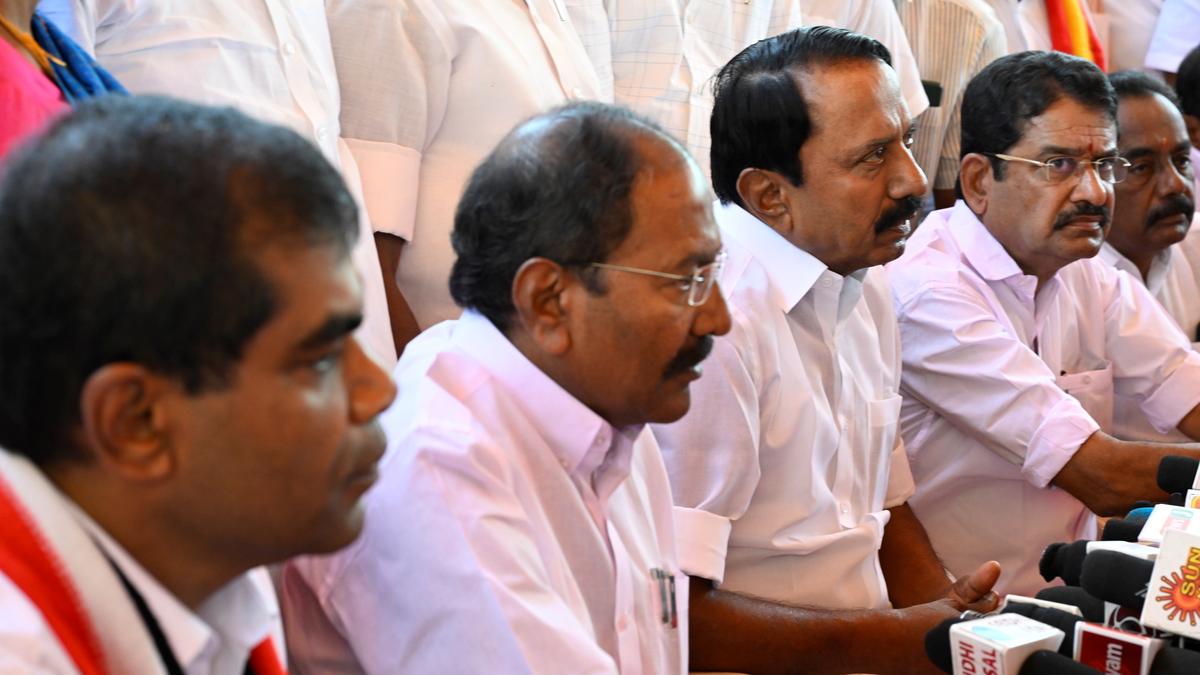 Lok Sabha polls | Anyone can contest in elections: AIADMK’s Sengottaiyan takes dig at O. Panneerselvam