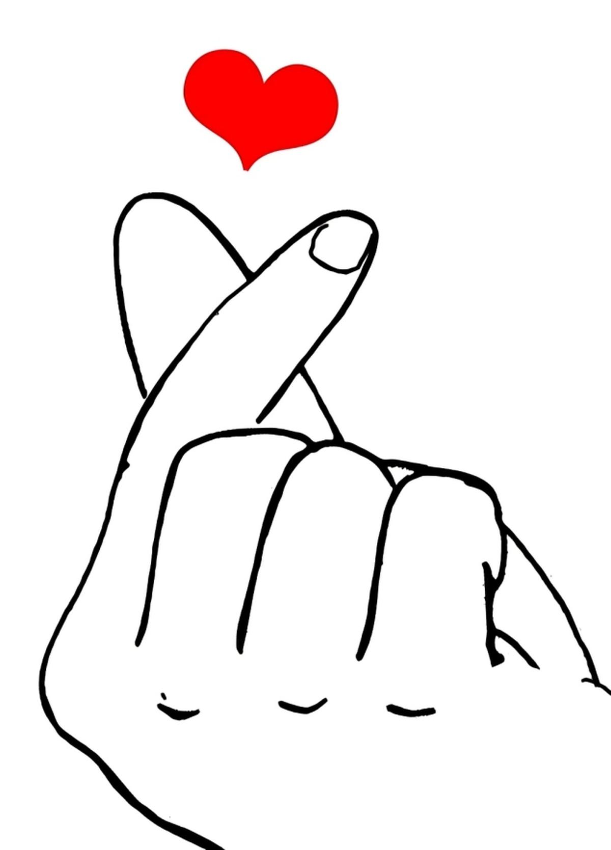 The finger heart was also popularised by Hallyu.