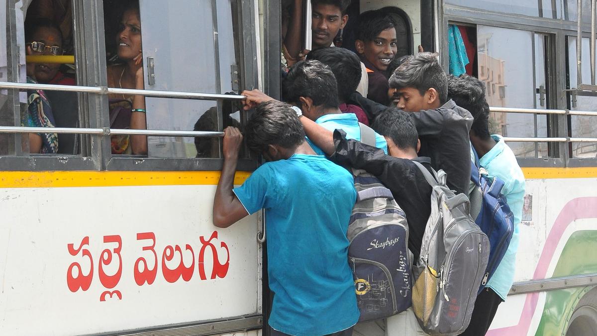 TGSRTC to issue student bus passes from June 5