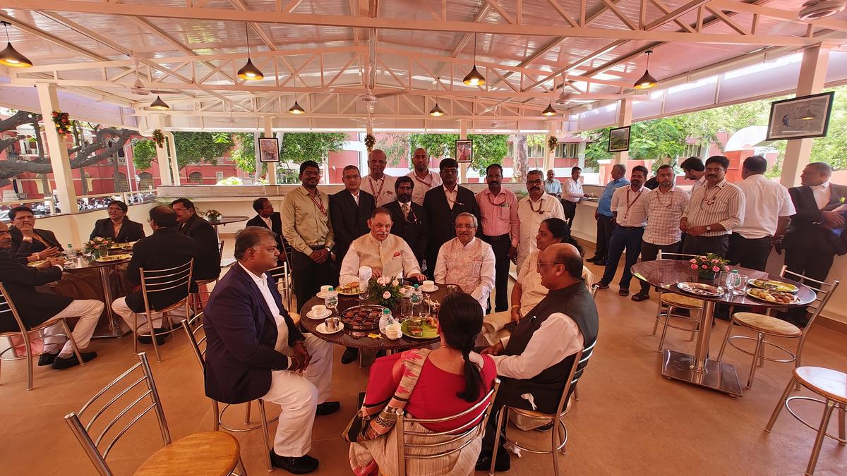 Chief Justice inaugurates staff canteen, supermarket on Madras High Court campus