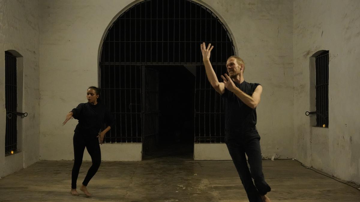 Marcel Schwald and Leuenberger’s Ef_feminity