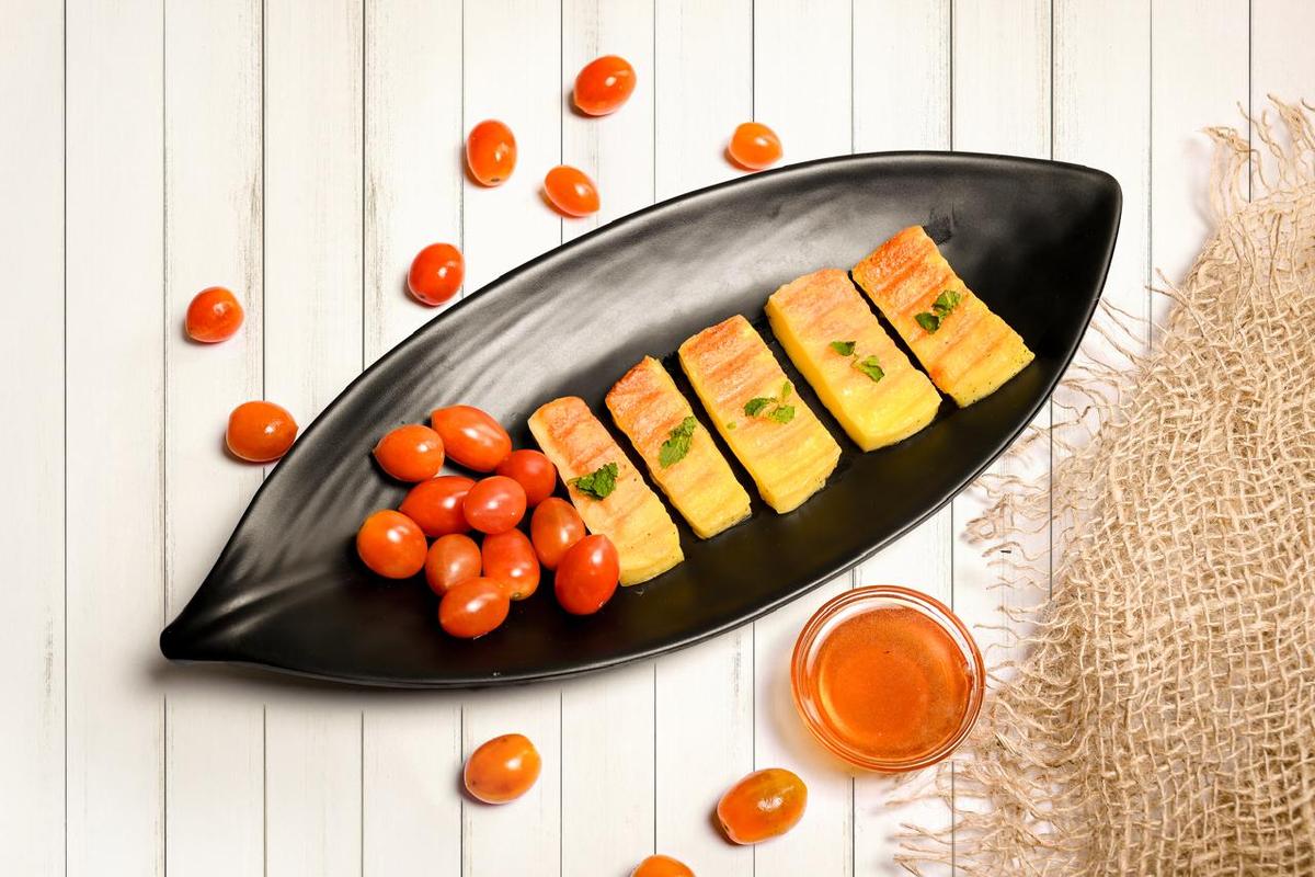 Grilled Halloumi cheese 