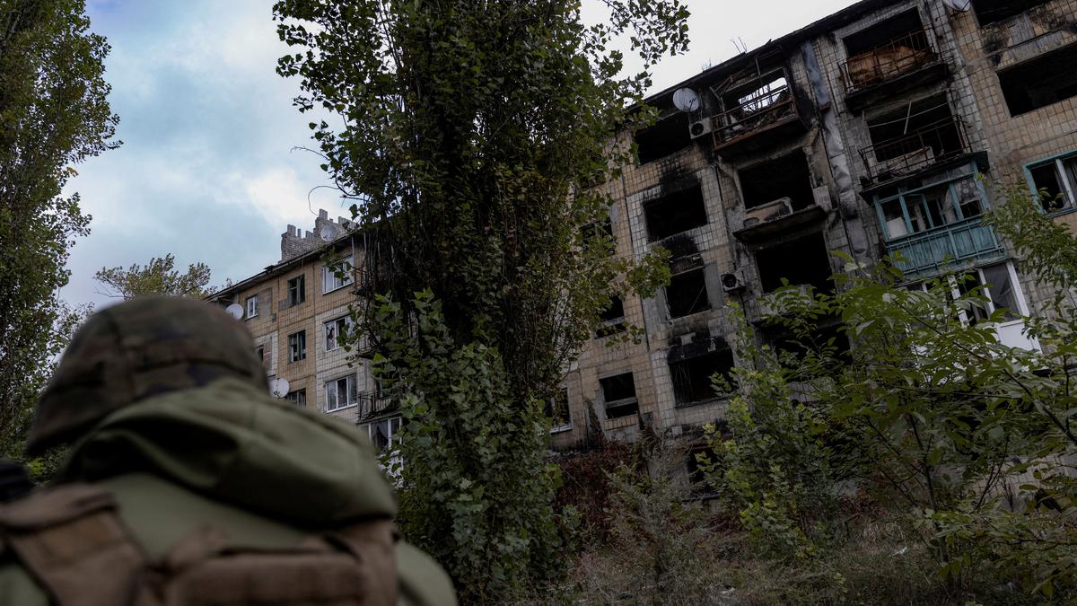 Russian forces pound eastern Ukraine's Avdiivka