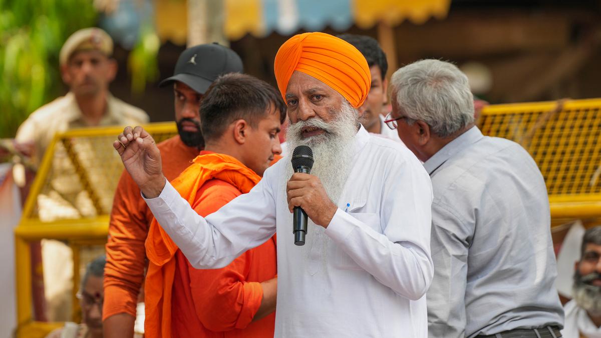 BKU (Charuni) leader Gurnam Singh Charuni detained in Haryana ahead of wrestlers’ Mahila Mahapanchayat in Delhi