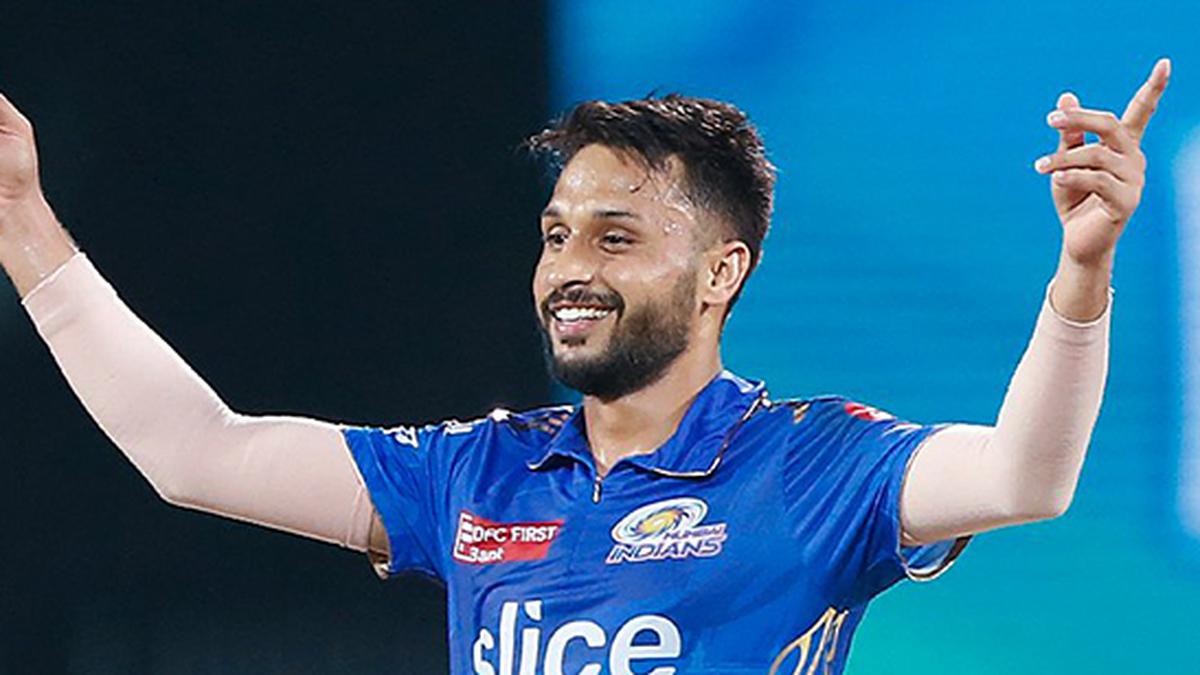 IPL 2023 | MI’s Madhwal equals Kumble’s fifer record in playoff against LSG