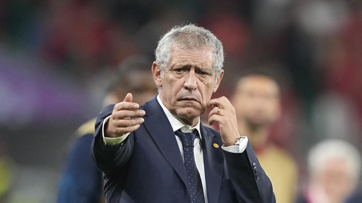 Portugal coach Fernando Santos leaves job after World Cup exit