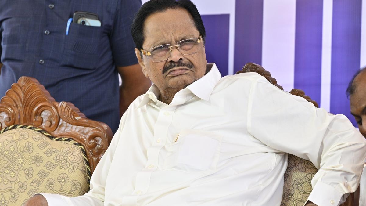 Madras High Court dispenses with the appearance of Minister Duraimurugan, his wife before special court in Chennai