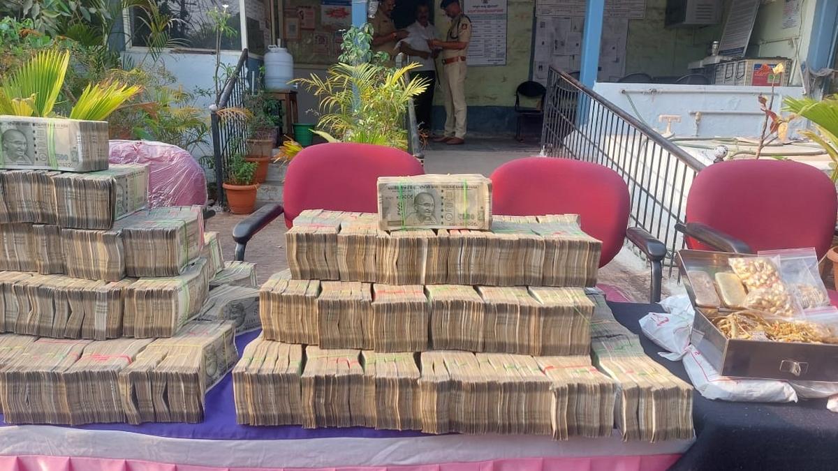 Police seize ₹5.6 crore unaccounted for money in Ballari