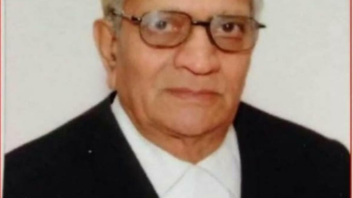 Senior advocate G.R. Andanimath passes away