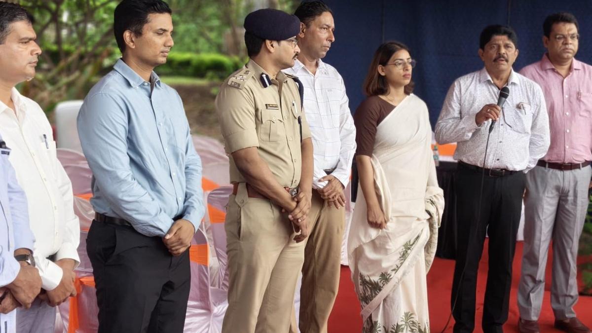 Mangaluru marks 16th anniversary of air crash by paying tribute to victims
