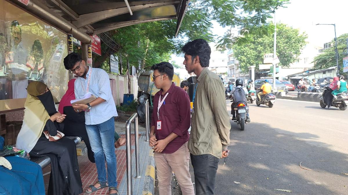 Survey suggests more low-floor buses needed in Chennai Survey suggests more low-floor buses needed in Chennai