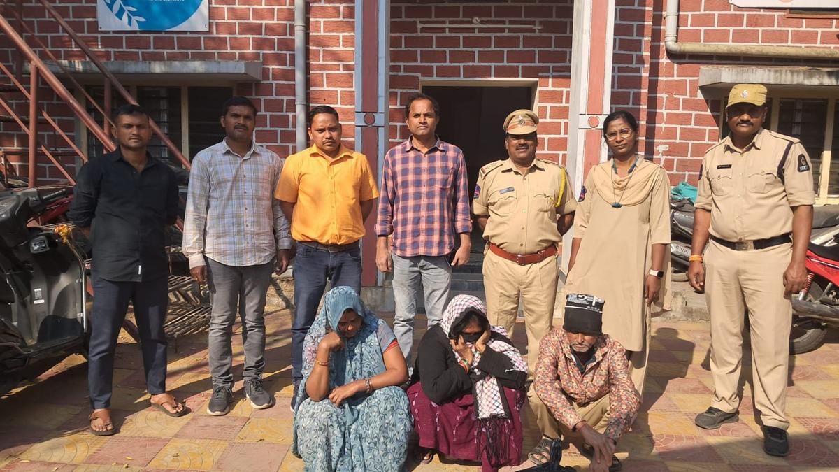 Five arrested in twin STF raids, 2.34 kg ganja and hash oil seized