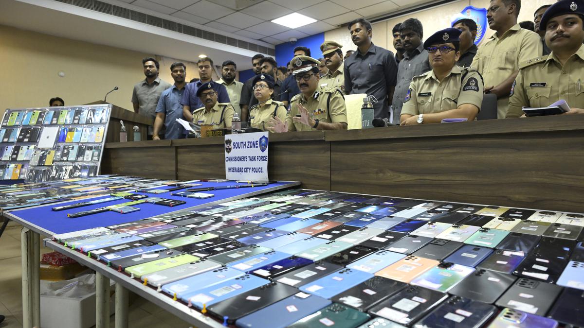 Stolen smartphones from Hyderabad ending up in Sudan via Abids