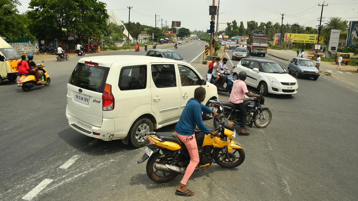 Motorists demand flyover at Mamangam Junction in Salem; Union Minister has assured action, says MLA