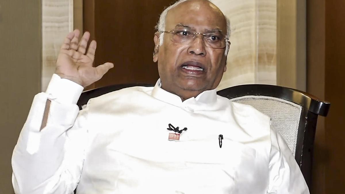 No date fixed to discuss leadership change in Karnataka, says Congress president Kharge