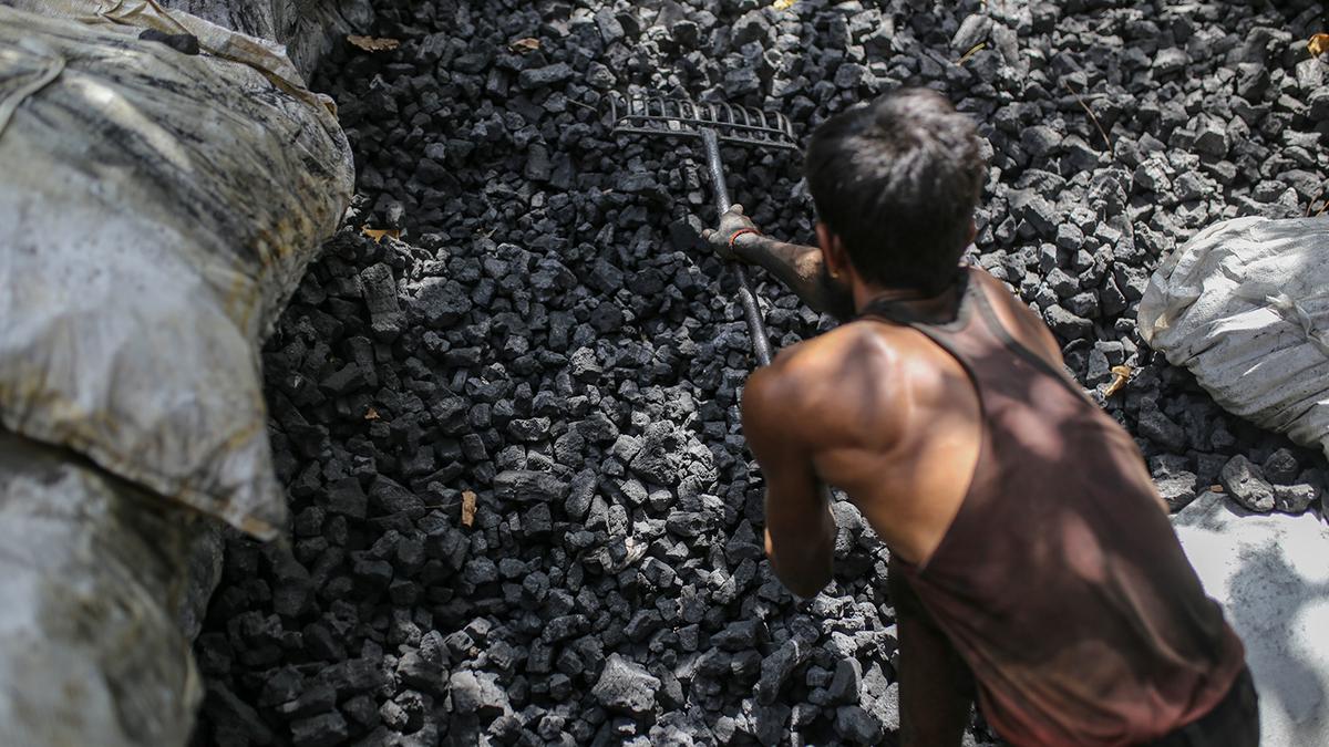 Data | Coal demand-supply mismatch, rising prices and mounting debts plague thermal power generators