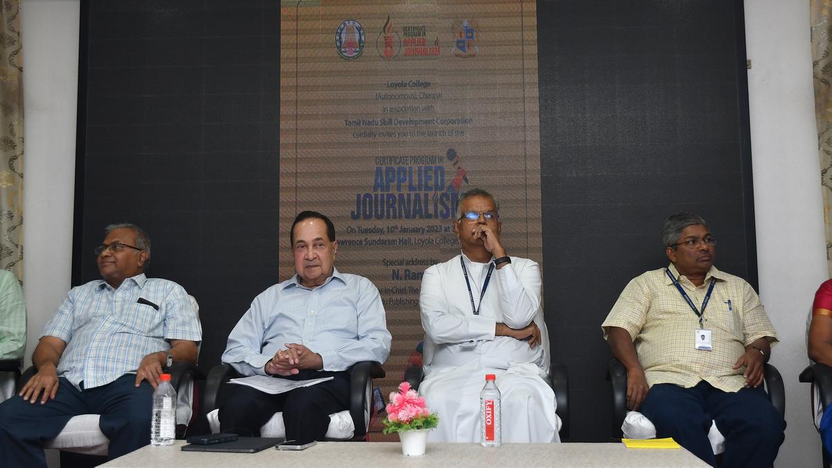 ‘Authoritarianism and disinformation are challenges young journalists must prepare to face’