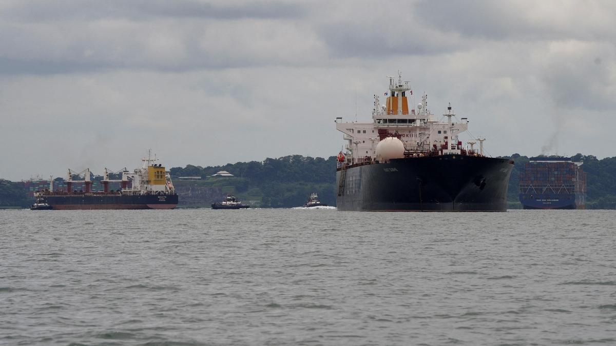 India declines Russian LNG under sanctions, talks continue on permitted cargoes, sources say