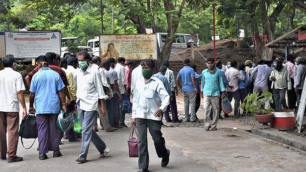 Retired Singareni staff seek supply of medicines, better pension
