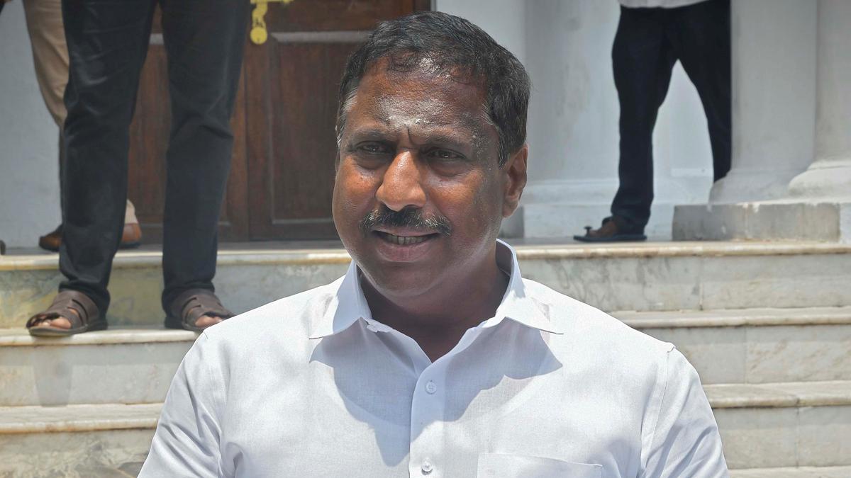 Puducherry police register case against Independent MLA for staging protest at official event