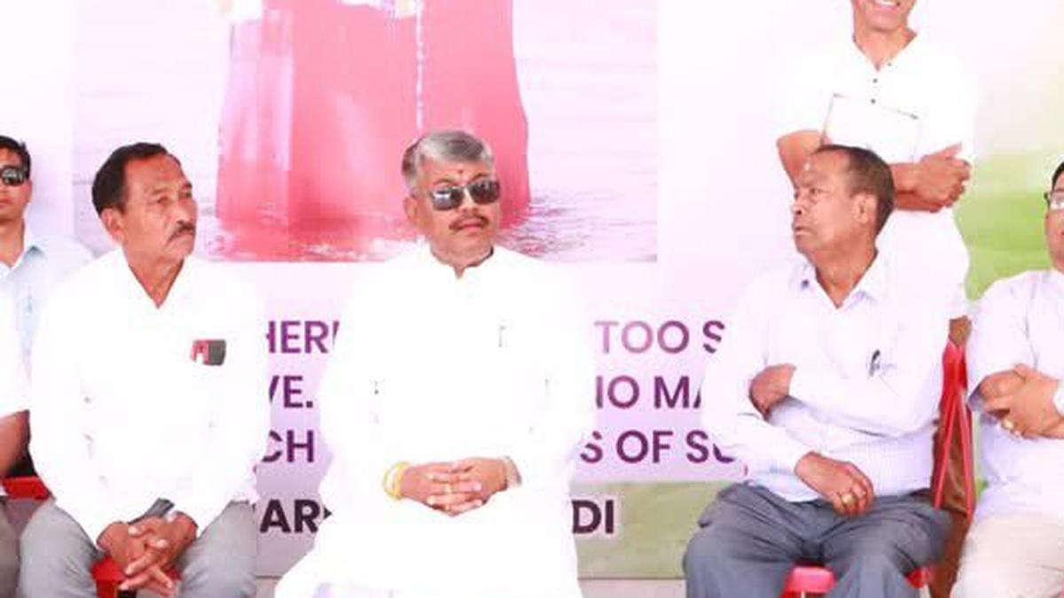 Update on status of Naga hostages in four days: Manipur students’ body to govt.