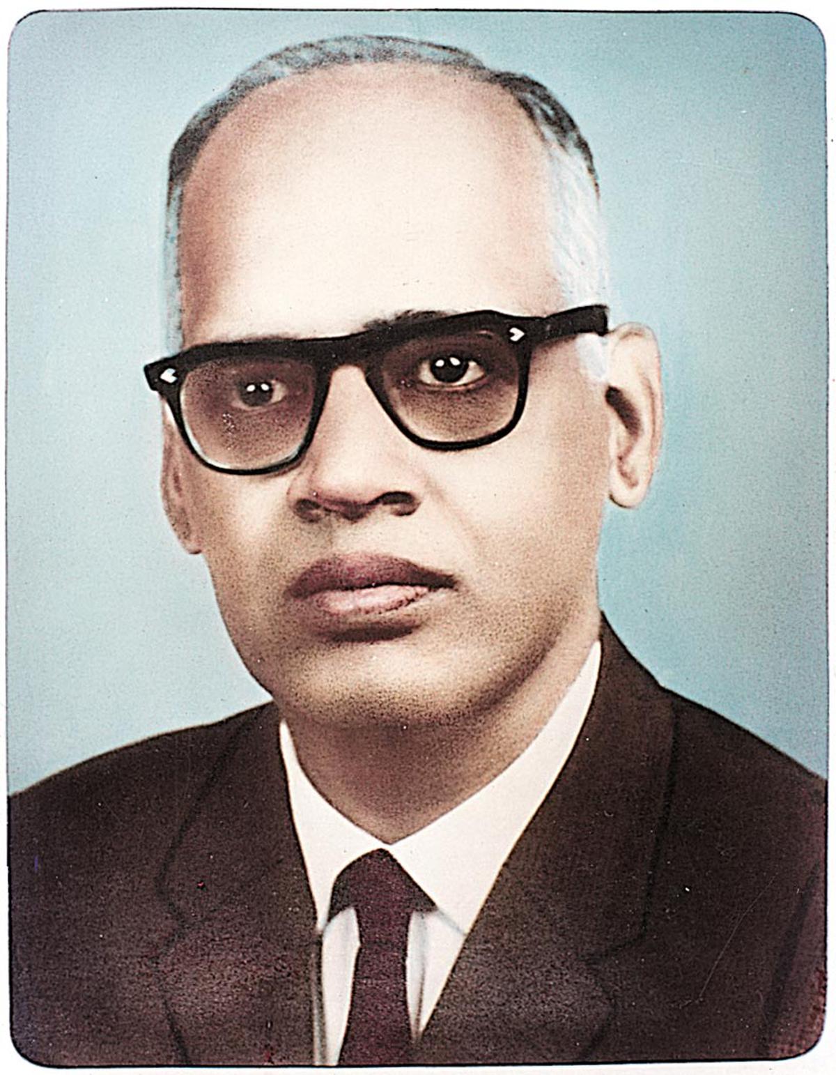 Triple helix: the story of G.N. Ramachandran, a deprived genius