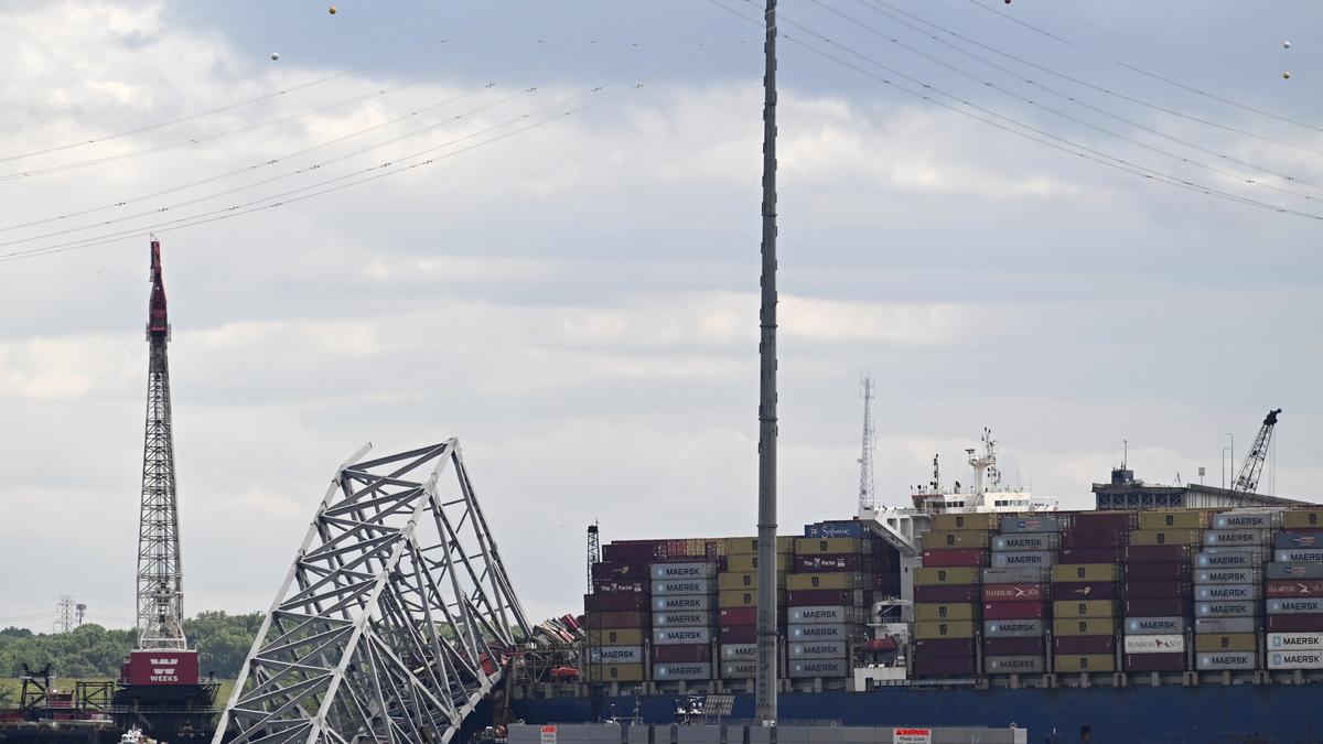 Baltimore bridge collapse: Cargo ship Dali had power blackouts hours before leaving port