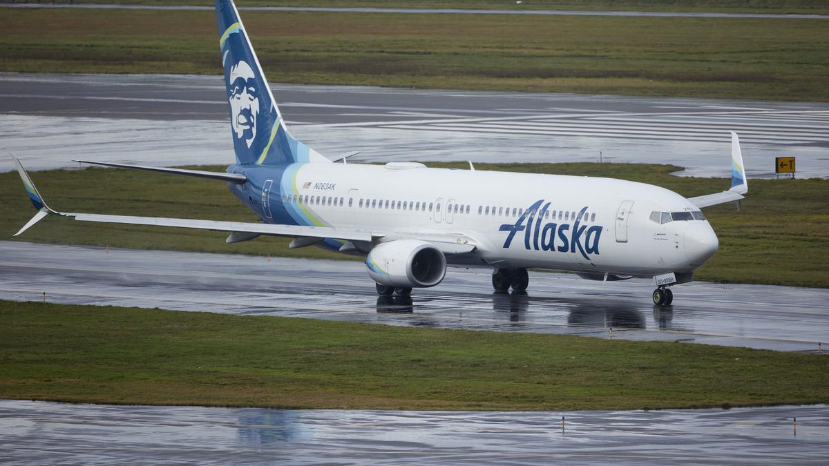 Regulators order inspections on some Boeing MAX 9 planes after emergency