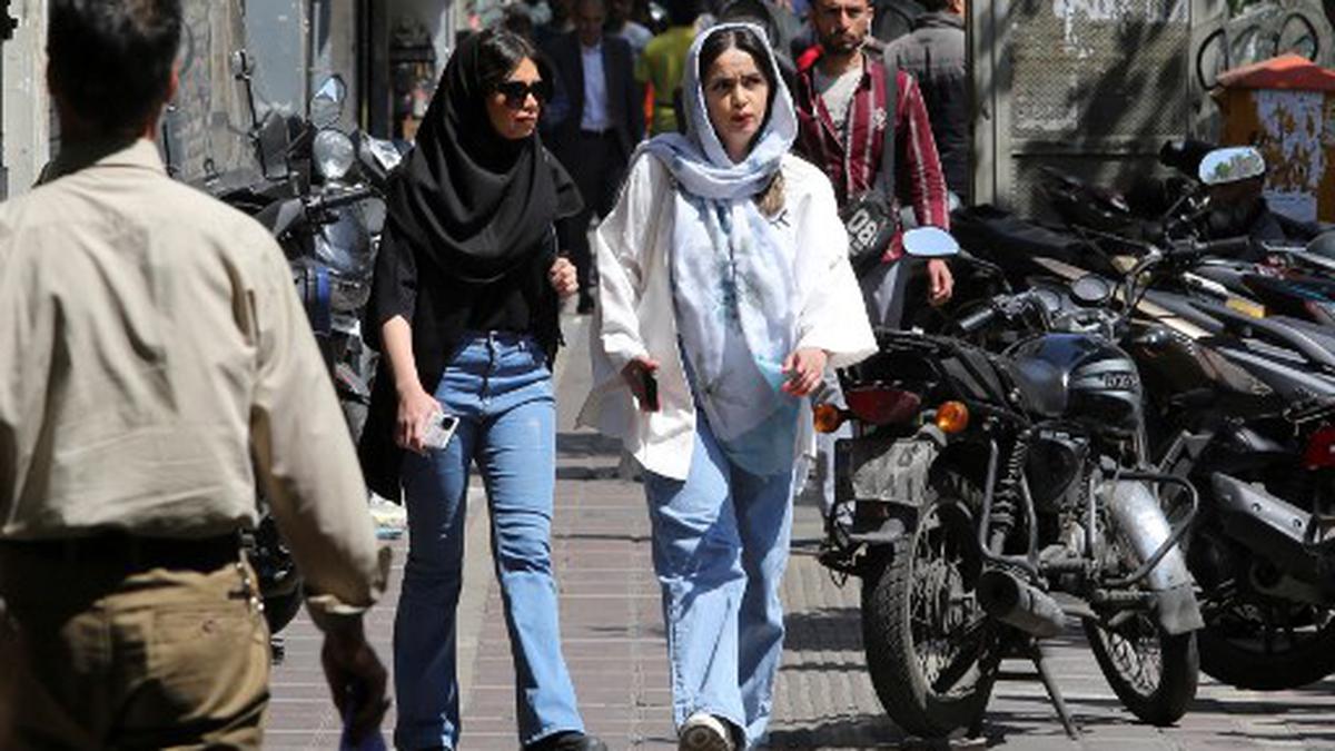Iran charges two actresses for not wearing headscarves
