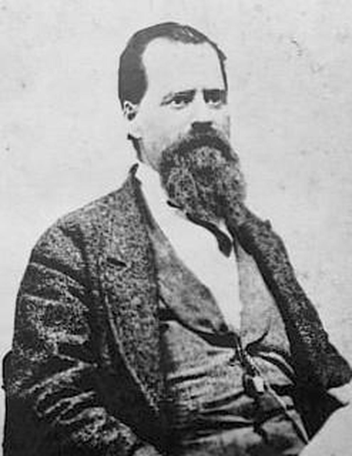 जॉन लैंडिस मेसन।