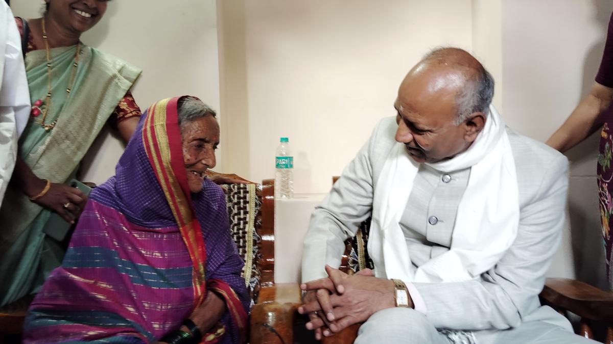 Governor invites Padma Shri Bhimavva to Meghalaya Raj Bhavan