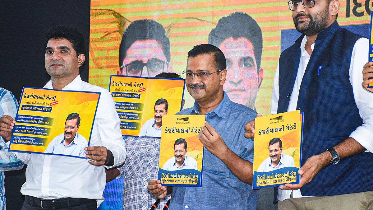 Arvind Kejriwal promises free 300 units power to people of Gujarat