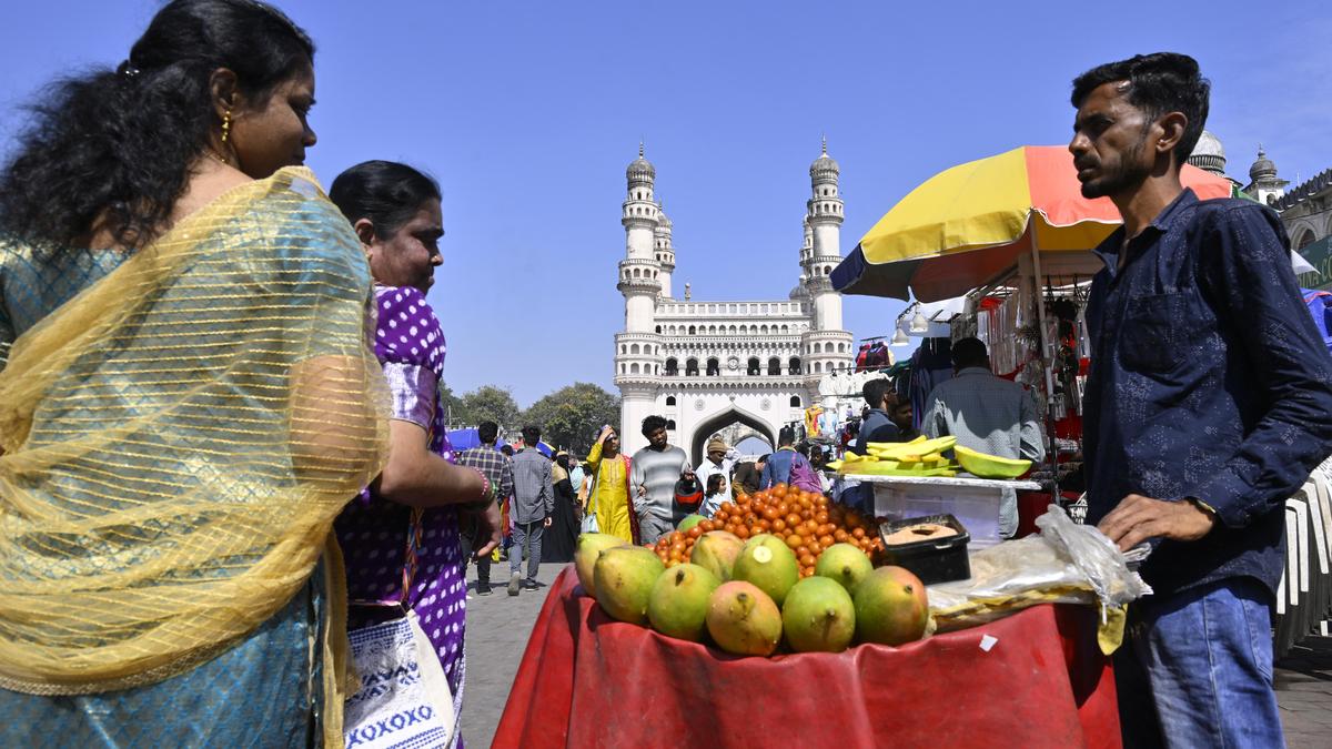 Heatwave alert for four Telangana districts, thunderstorms likely in eight others on May 19