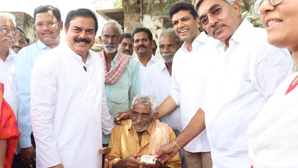 Smart ration cards distribution launched in Tenali constituency 