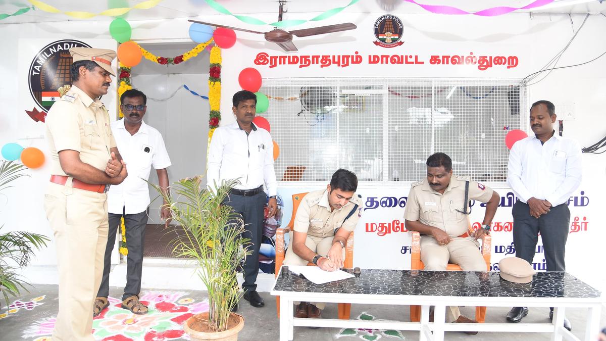 SP inaugurates renovated check post at Achunthanvayal
