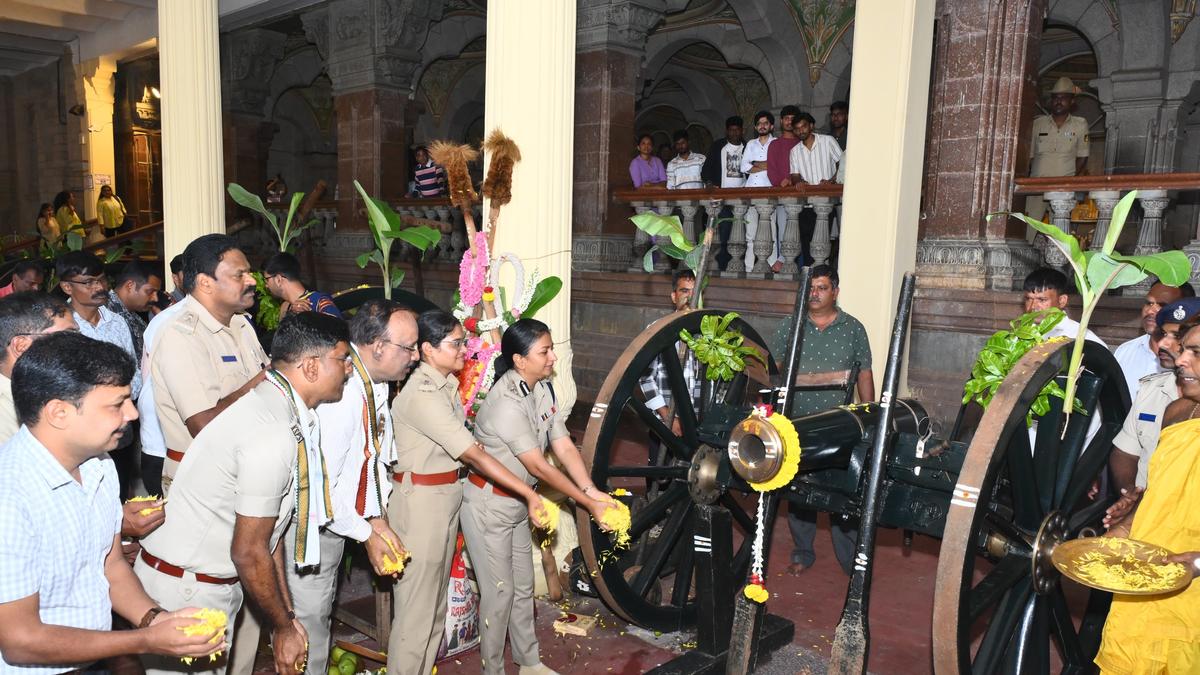 Mysuru palace cannons offered puja ahead of Dasara
