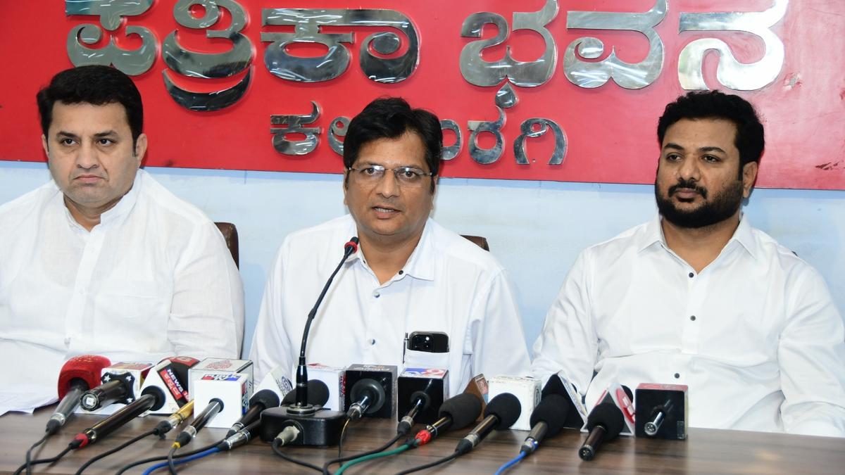 Trust to distribute spectacles to students, teachers in Kalaburagi