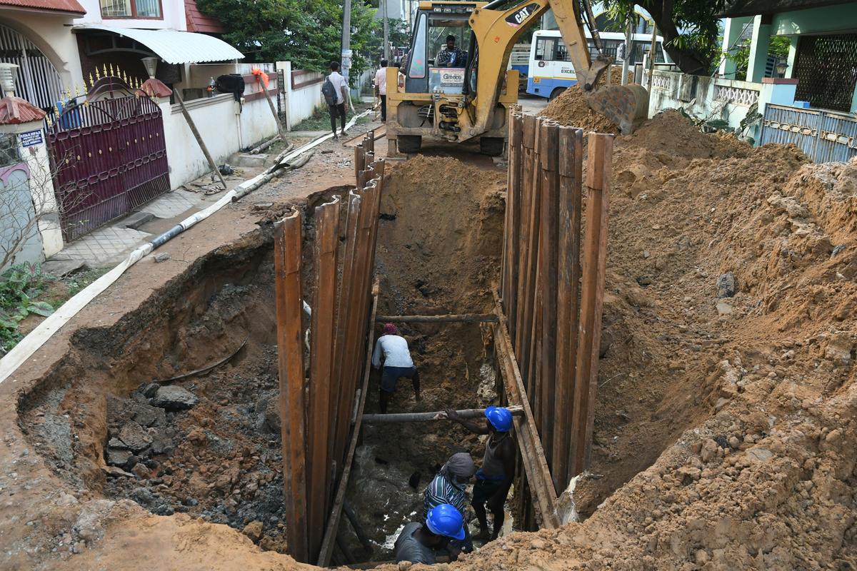 Chennai water board takes up repair of damaged sewer lines across the city