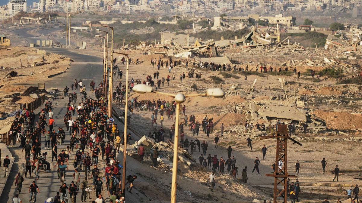 https://th-i.thgim.com/public/incoming/7iu9ci/article70146628.ece/alternates/LANDSCAPE_1200/Israel_Palestinians_Gaza_63032.jpg